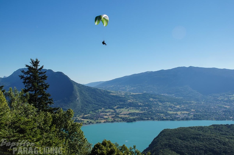 FY26.16-Annecy-Paragliding-1198.jpg
