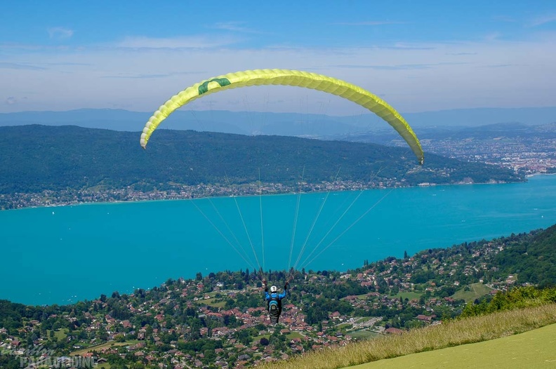 Annecy Papillon-Paragliding-111