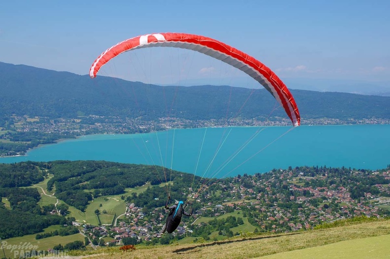 Annecy Papillon-Paragliding-378