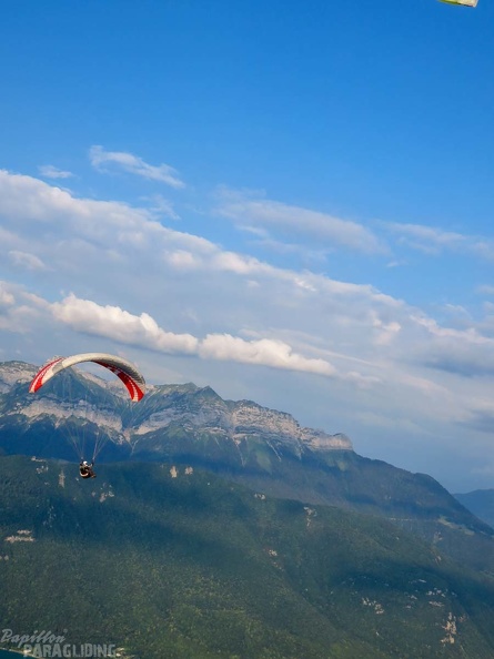 Annecy Papillon-Paragliding-546