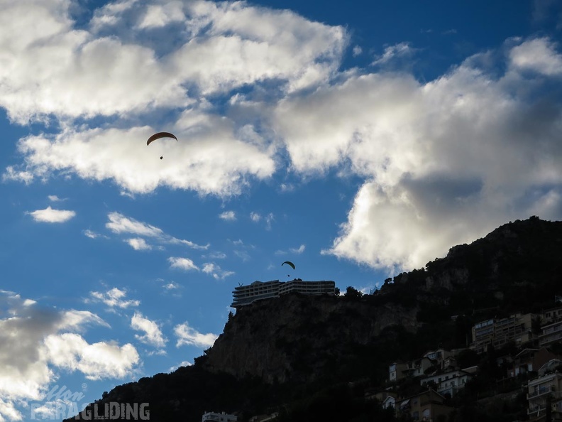 FM53.15 Paragliding-Monaco 04-202