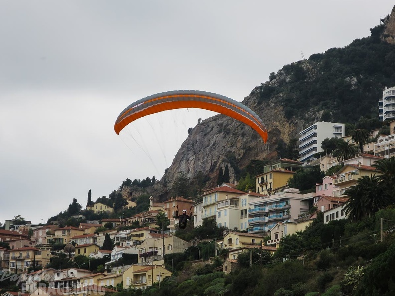 FM53.15_Paragliding-Monaco_06-170.jpg