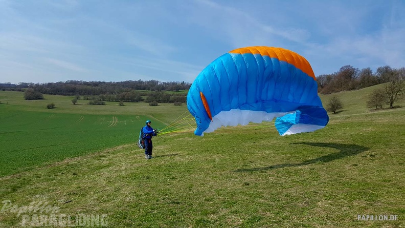 fg14.19 paragliding-122