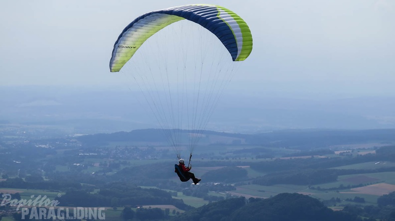 FG30.15 Paragliding-Rhoen-1052