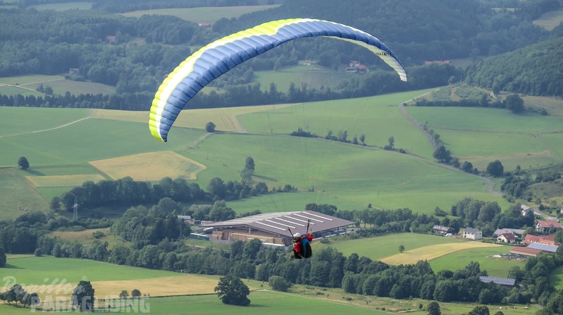 FG30.15 Paragliding-Rhoen-1055