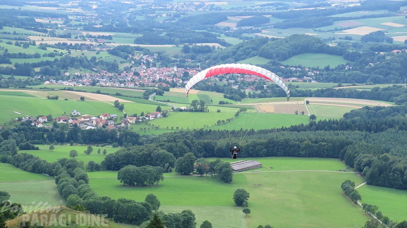 FG30.15 Paragliding-Rhoen-2002
