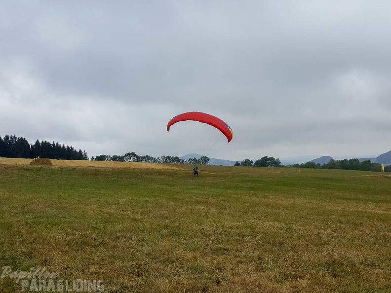 FG33.18_Paragliding-113.jpg