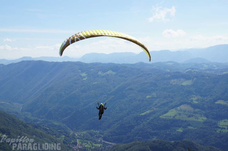 Slowenien Paragliding FS38 13 008