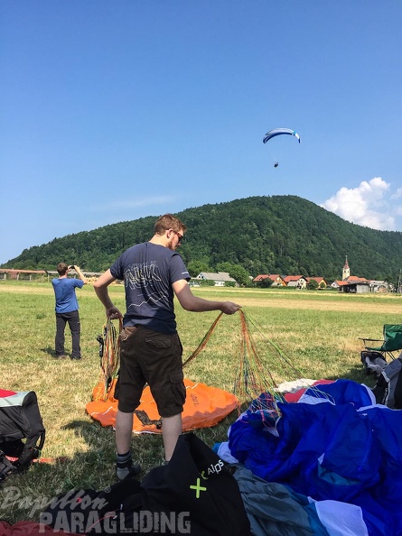 FSB30.15 Paragliding-Bled.jpg-1217