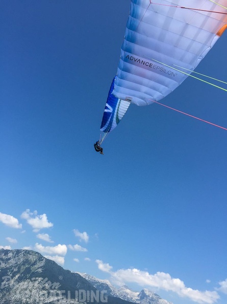 FSB30.15 Paragliding-Bled.jpg-1385