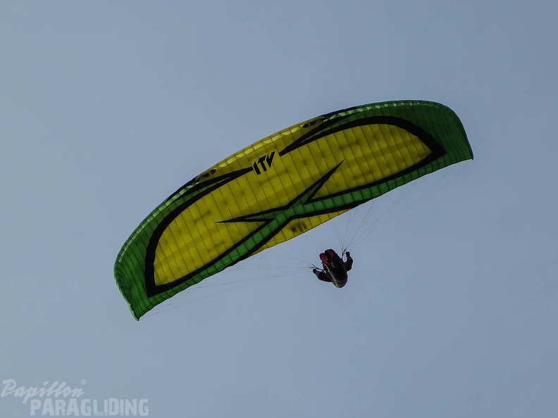FSS19 15 Paragliding-Flugsafari-340