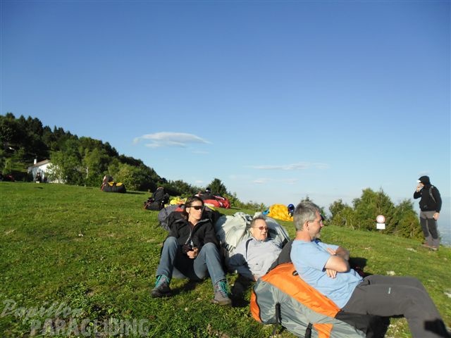 2011 FW28.11 Paragliding 021