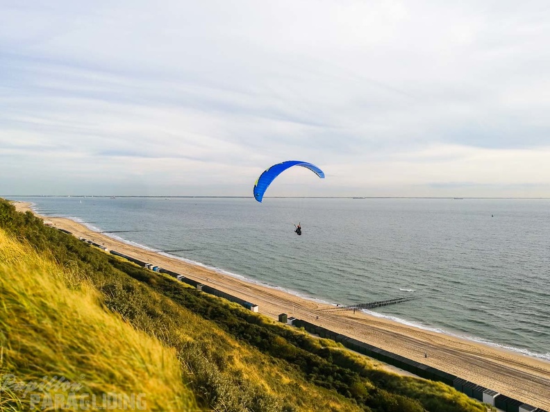 FZ37.18_Zoutelande-Paragliding-905.jpg