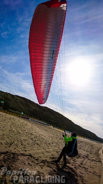 FZ37.19_Zoutelande-Paragliding-125.jpg