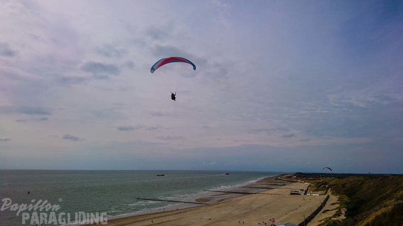 FZ37.19_Zoutelande-Paragliding-182.jpg