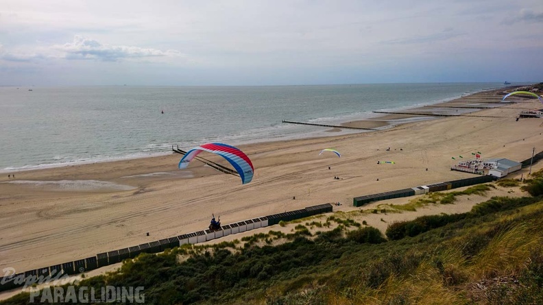 FZ37.19_Zoutelande-Paragliding-222.jpg