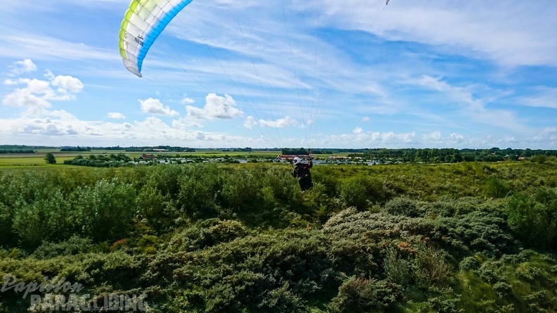 FZ37.19 Zoutelande-Paragliding-528