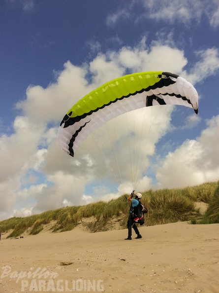 Paragliding Zoutelande-87