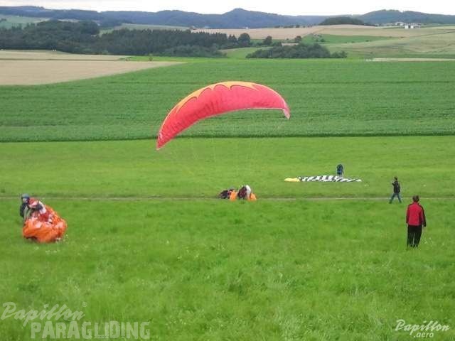 2012 ES.30.12 Paragliding 043