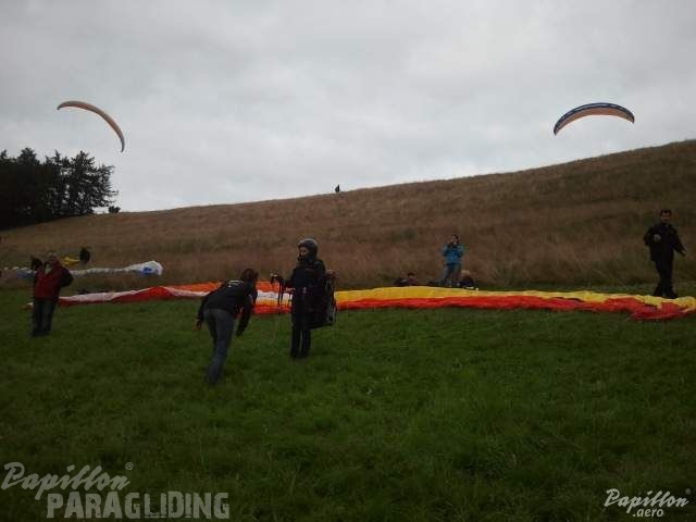 2012 ES.30.12 Paragliding 052