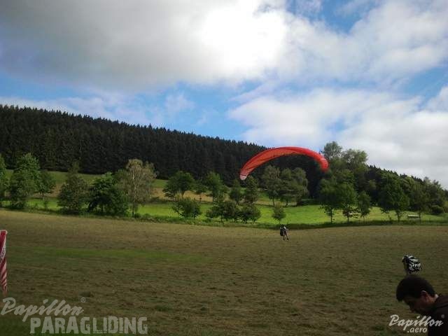 2012 ES.30.12 Paragliding 096