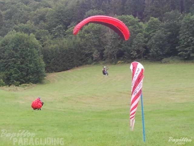 2012 ES.32.12 Paragliding 043