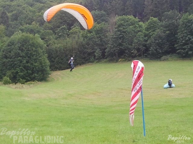 2012 ES.32.12 Paragliding 053