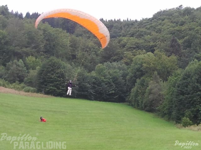 2012 ES.32.12 Paragliding 057