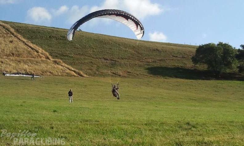 2012 ES.36.12 Paragliding 009