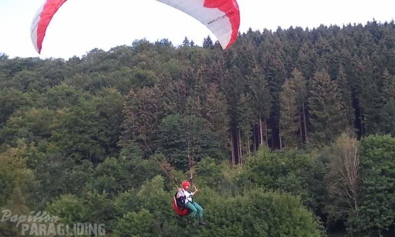 2012 ES.36.12 Paragliding 088