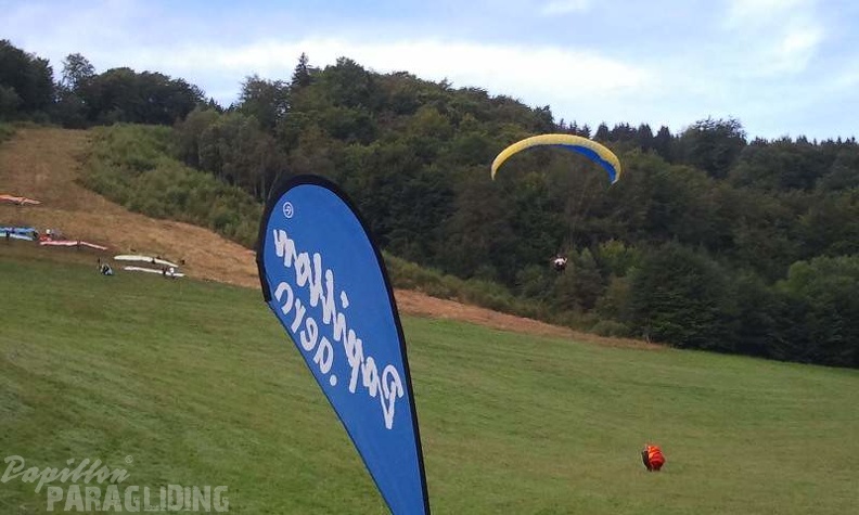 2012 ES.36.12 Paragliding 093