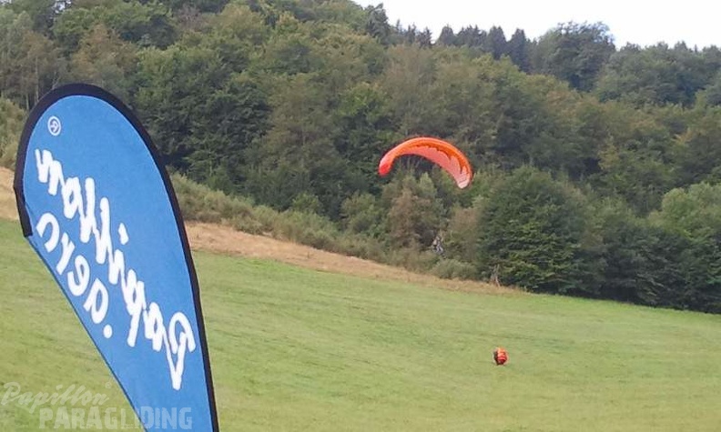 2012 ES.36.12 Paragliding 096