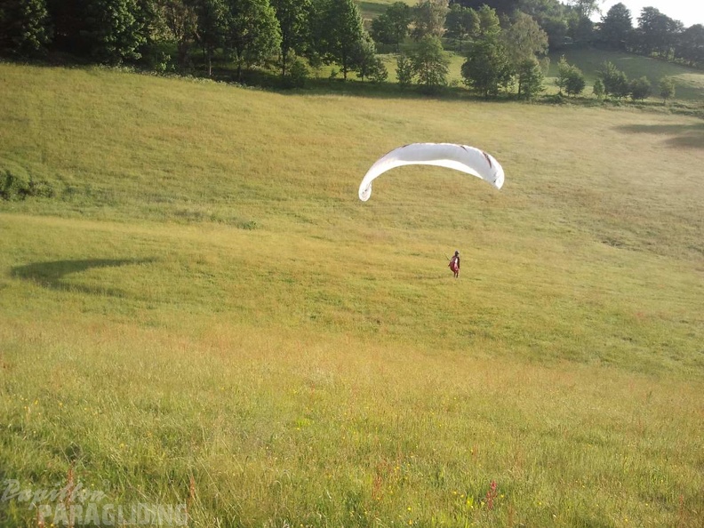2012 ES EW24.12 Paragliding 013