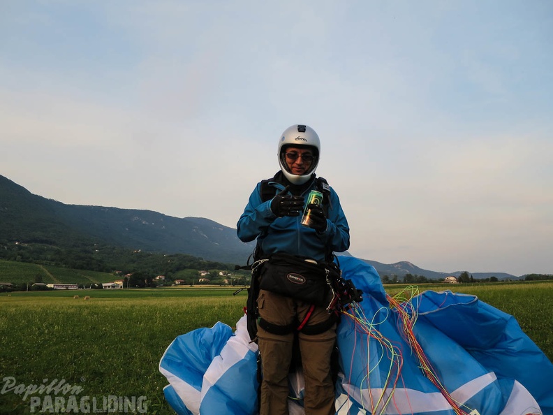 AT27 15 Paragliding-1086