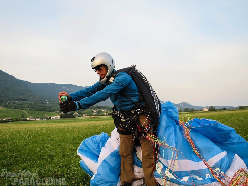 AT27 15 Paragliding-1087