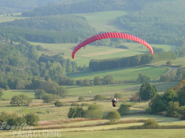 2003 K32.03 Paragliding Wasserkuppe 023