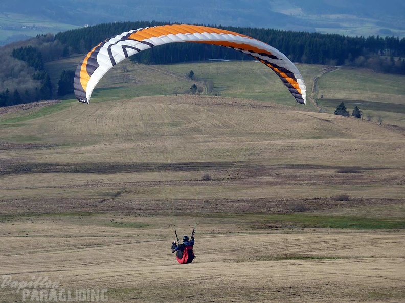 2010_RK.APRIL_Wasserkuppe_Paragliding_007.jpg