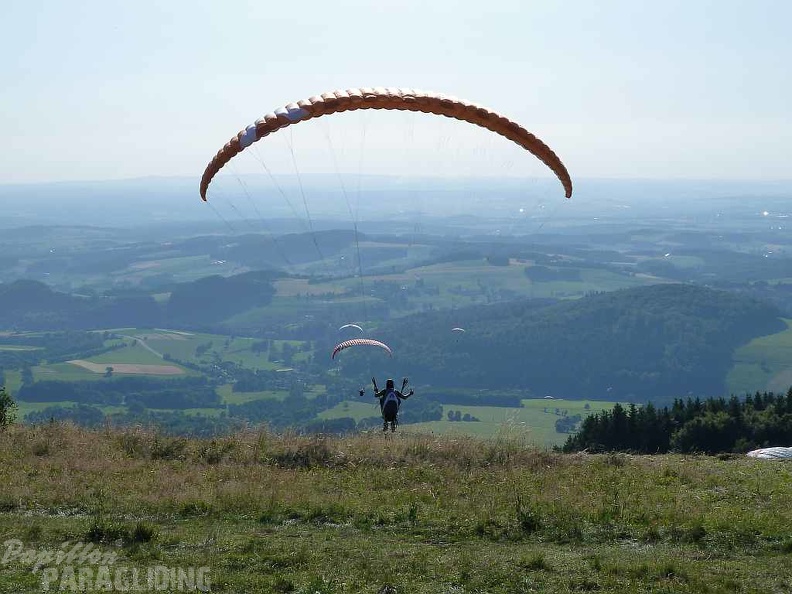 2010 RK28.10 Wasserkuppe Paragliding 087