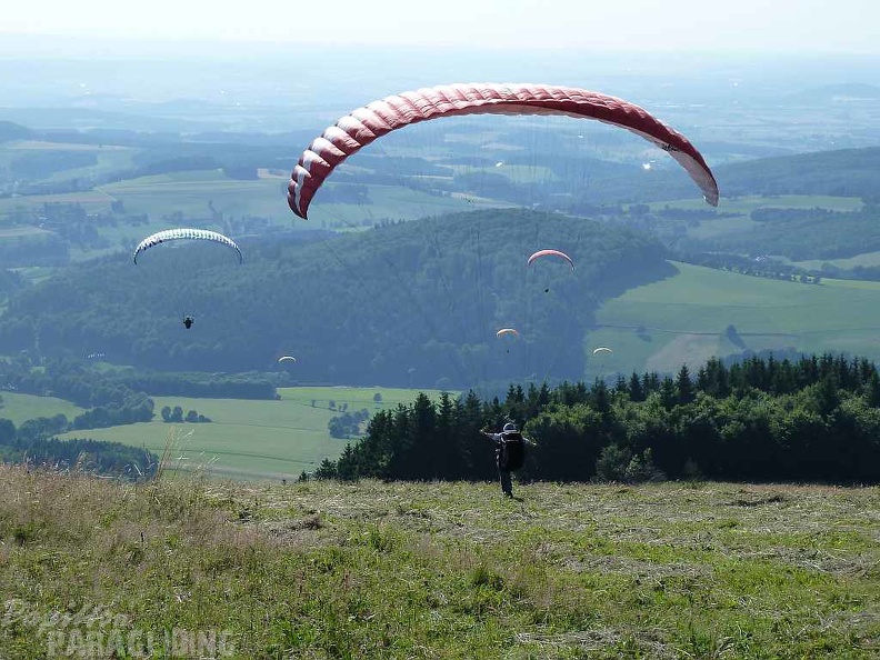 2010 RK28.10 Wasserkuppe Paragliding 117