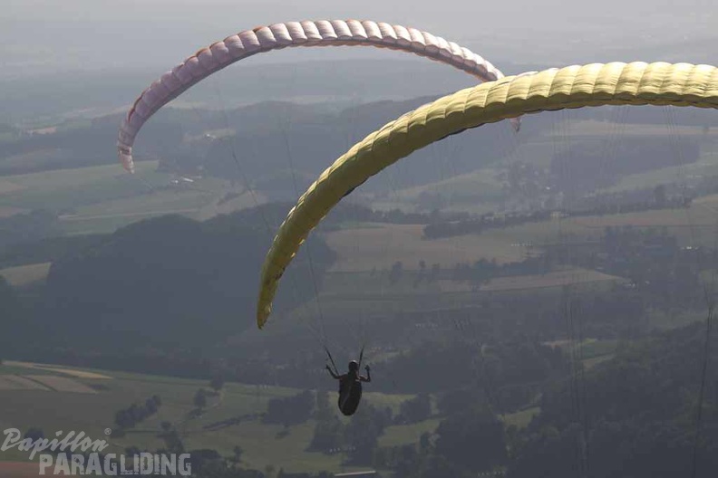 2010_RK28.10_Wasserkuppe_Paragliding_150.jpg