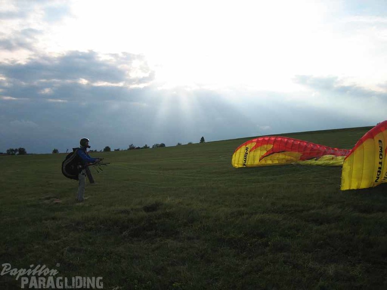 2010 RK31.10 Wasserkuppe Paragliding 033