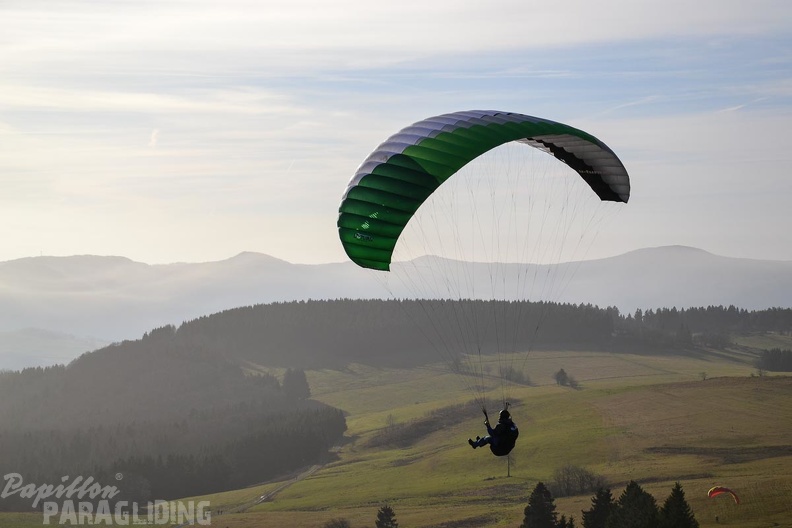 rk53.15-paragliding-170.jpg
