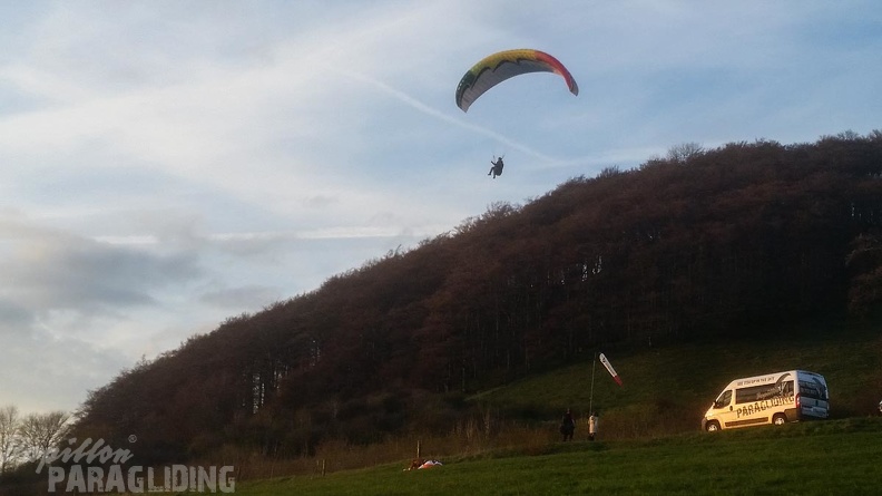 RK17.16 Paragliding-196