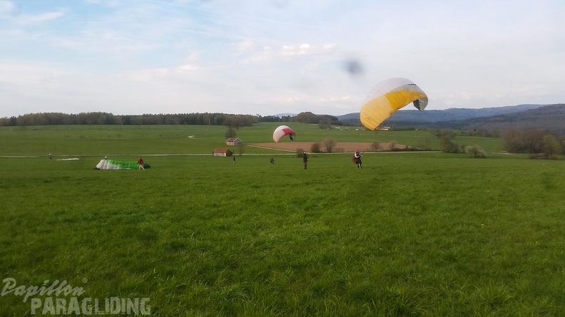 RK18.16 Paragliding-100