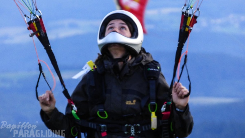 RK26.16 Paragliding-01-1106