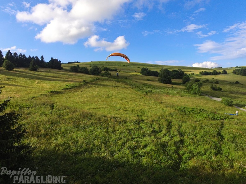 RK26.16 Paragliding-1067