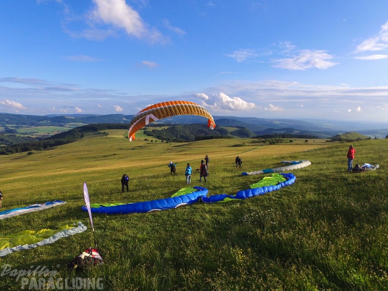 RK26.16 Paragliding-1085
