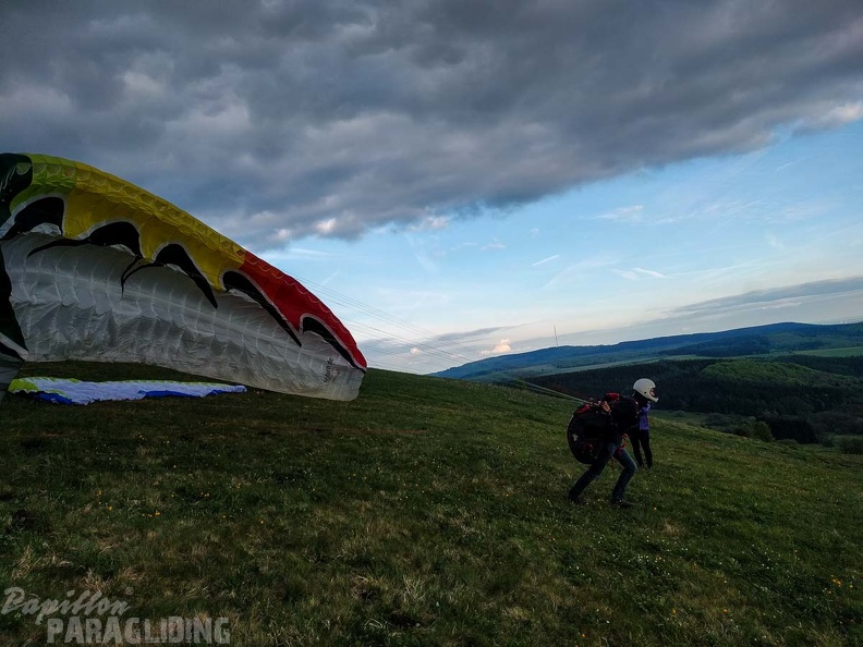 RK21.17 Paragliding-140