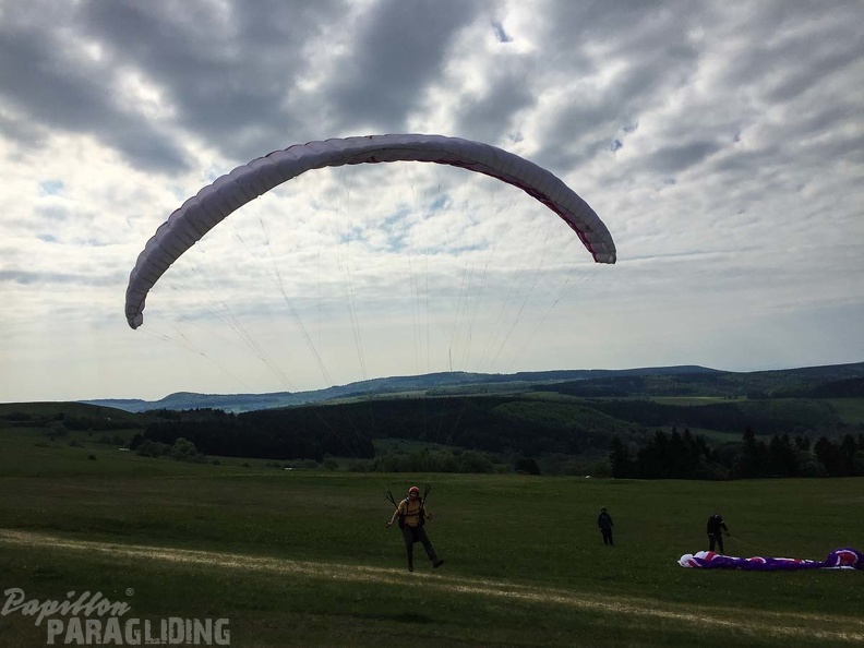 RK21.17 Paragliding-253