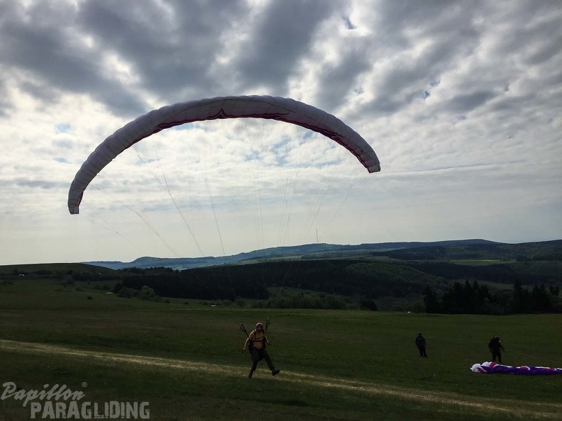 RK21.17 Paragliding-254